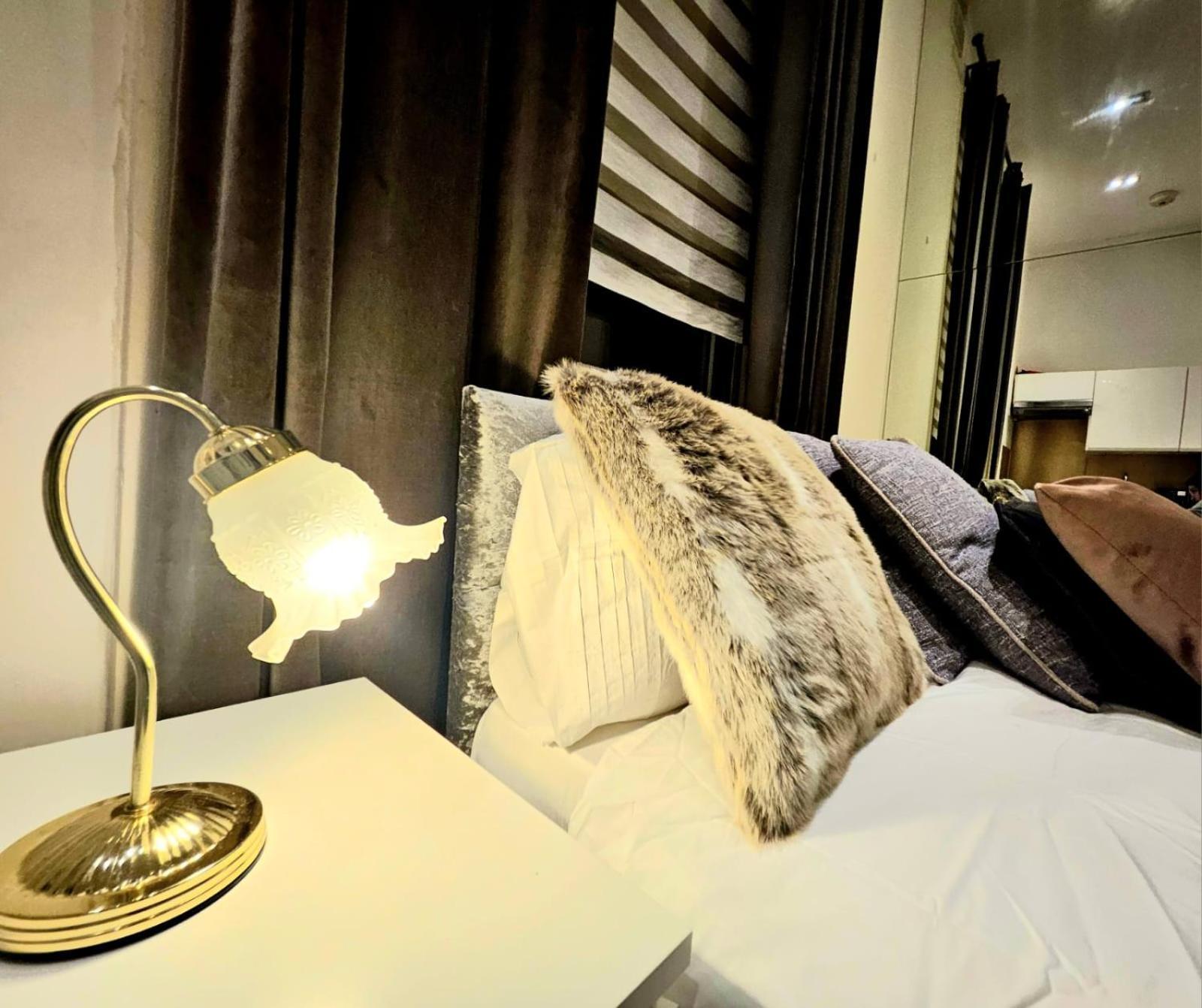 Central London Studio - Private & Fully Equipped Екстер'єр фото